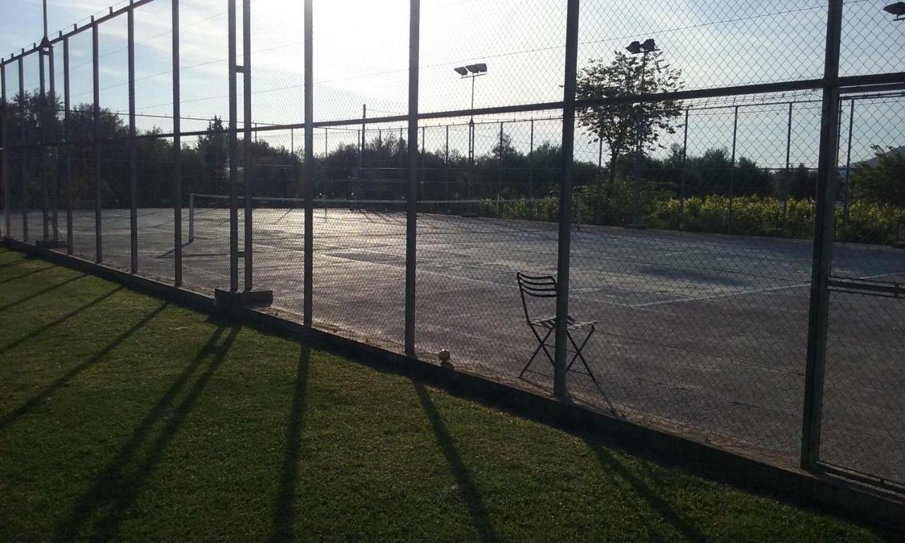 Studio With Tenis Court And Mini Basket Appartement Aegium Buitenkant foto